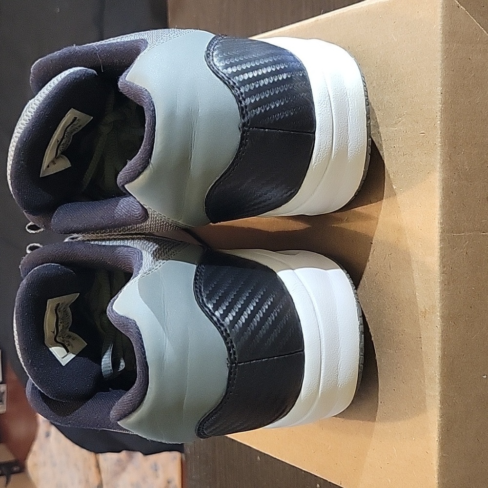 Air Jordan CMFT Viz Air 11 Rare "Carbon Fiber" (2011) Mens 8.5 Womens 10 EUC - Picture 5 of 10